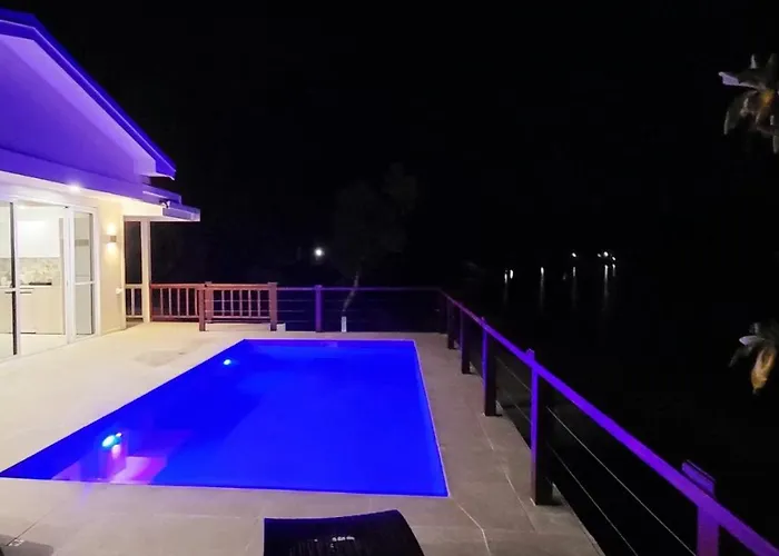 Erakor Island Resort & Spa